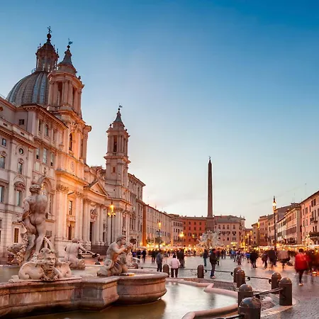 Caratteristico A Piazza Navona Rom